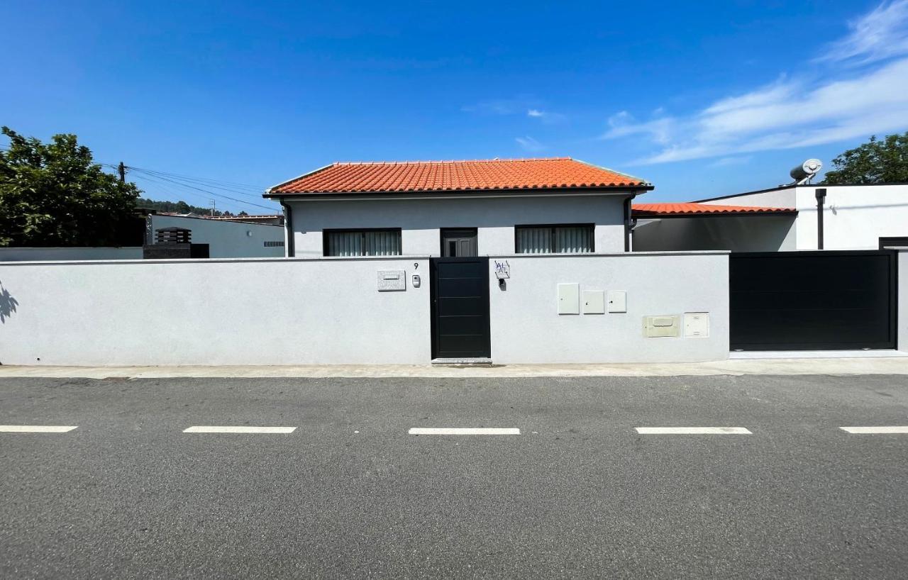 House 9 Guimaraes Villa Exterior photo
